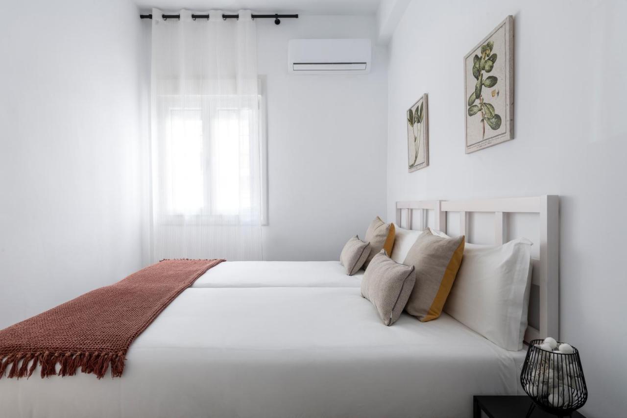 Mino Suite Apartment Siviglia Esterno foto