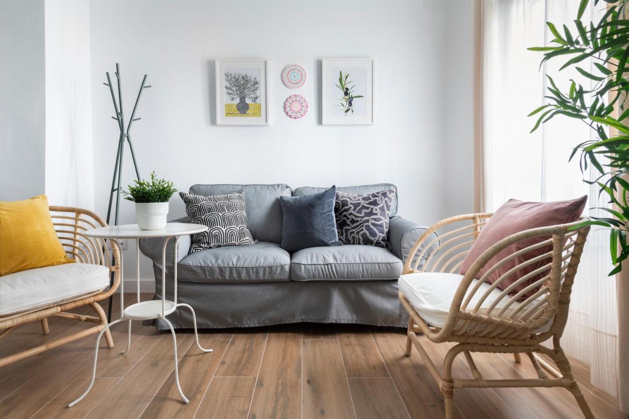 Mino Suite Apartment Siviglia Esterno foto